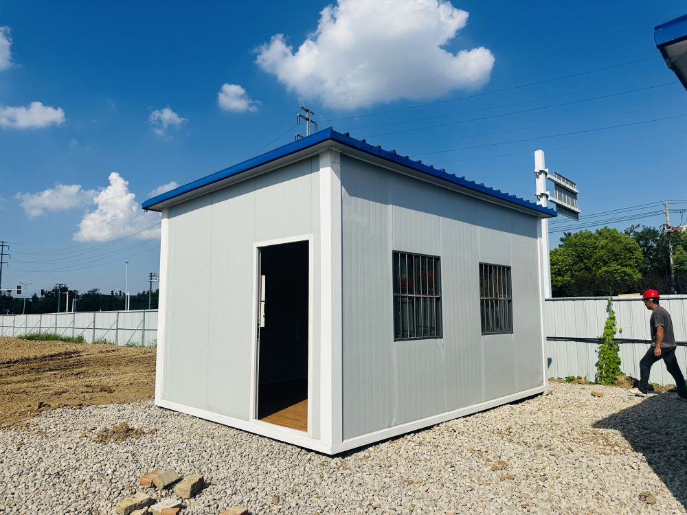 炫安环保助力蚌埠体育公园建设，临时办公室顺利就位